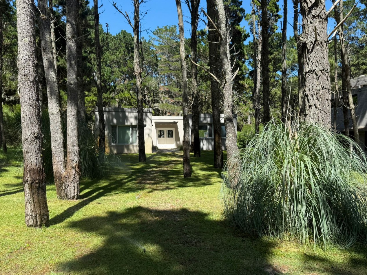 CASA EN VENTA EN COSTA ESMERALDA - SENDEROS III