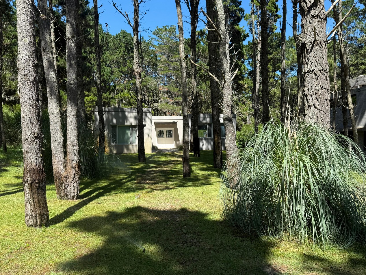 CASA EN VENTA EN COSTA ESMERALDA - SENDEROS III