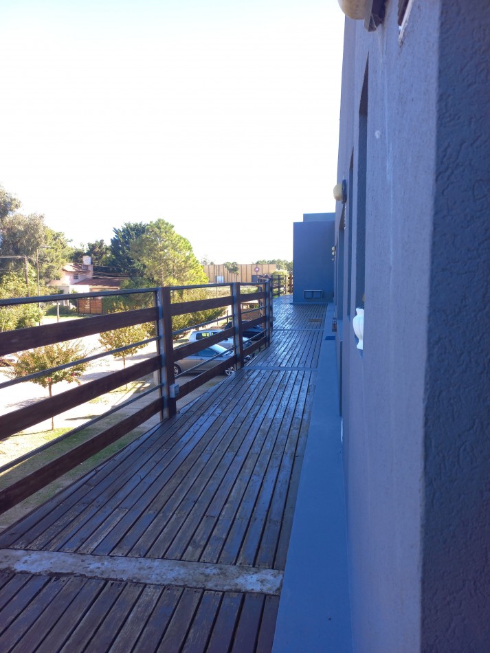 AMPLIO DEPARTAMENTO MONOAMBIENTE CON TERRAZA EN VENTA EN OSTENDE - VALERIA DEL MAR