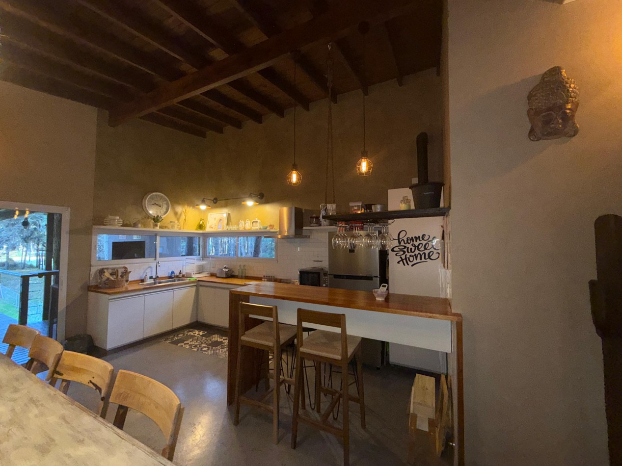 CASA EN VENTA EN COSTA ESMERALDA