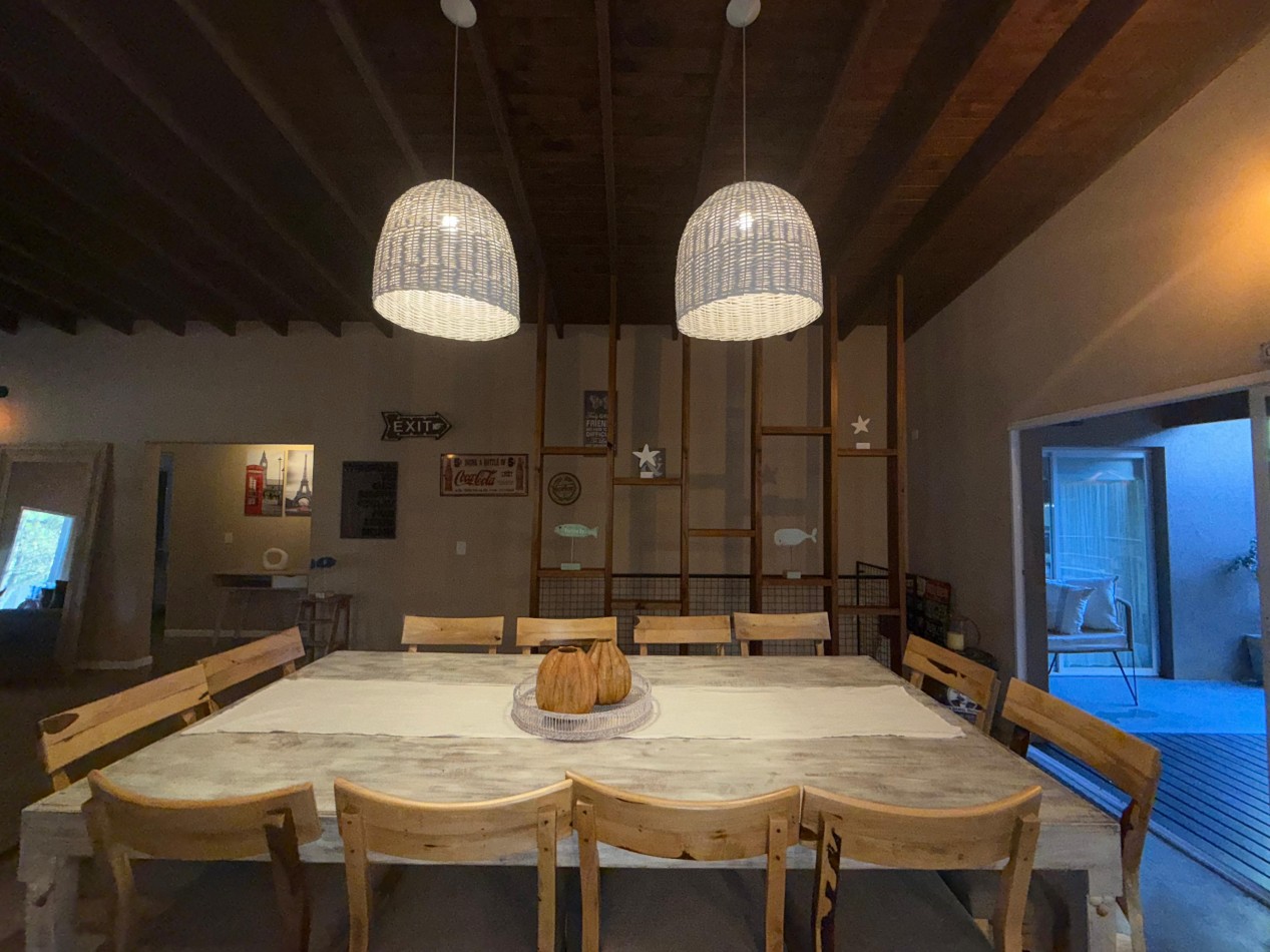 CASA EN VENTA EN COSTA ESMERALDA