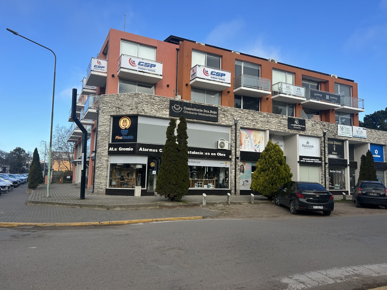 LOCAL EN VENTA EN PINAMAR