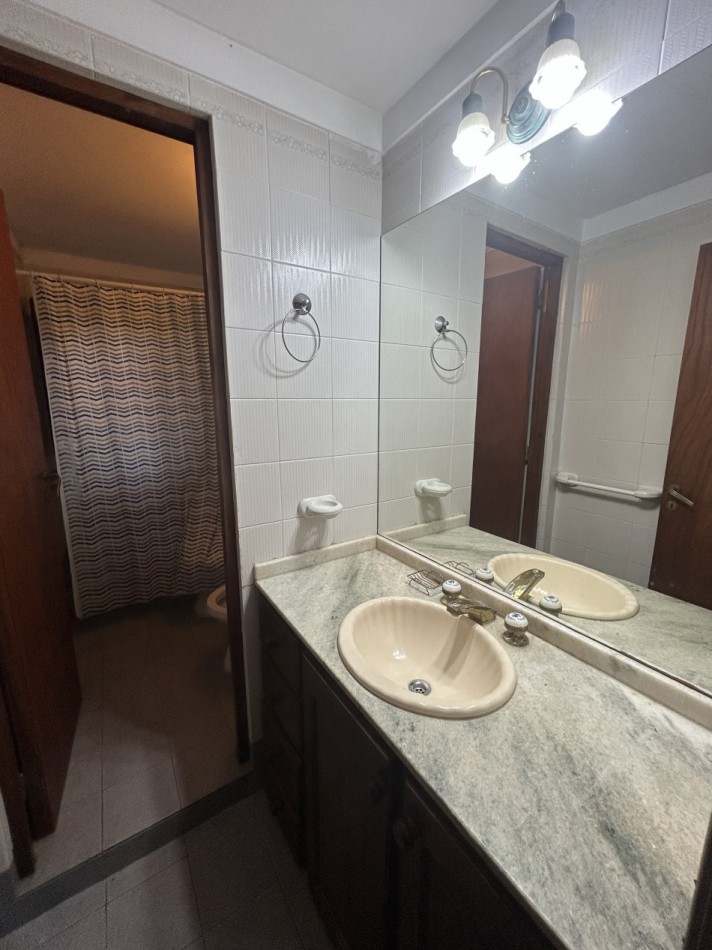CASA EN VENTA EN ZONA GOLF