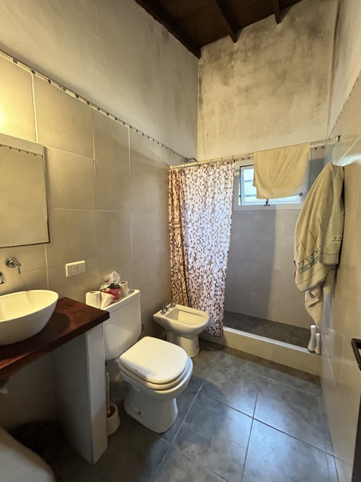 CASA EN VENTA EN VALERIA DEL MAR
