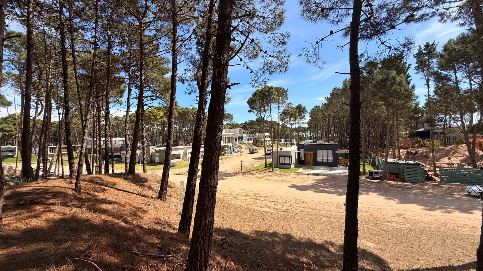 OPORTUNIDAD LOTE EN VENTA EN BARRIO PIONEROS